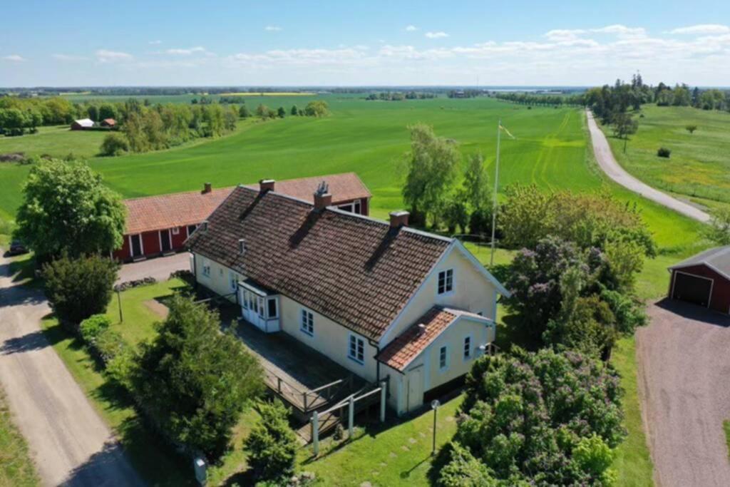 Stubbegarden - Unique Swedish Style With Fireplace فادستينا المظهر الخارجي الصورة